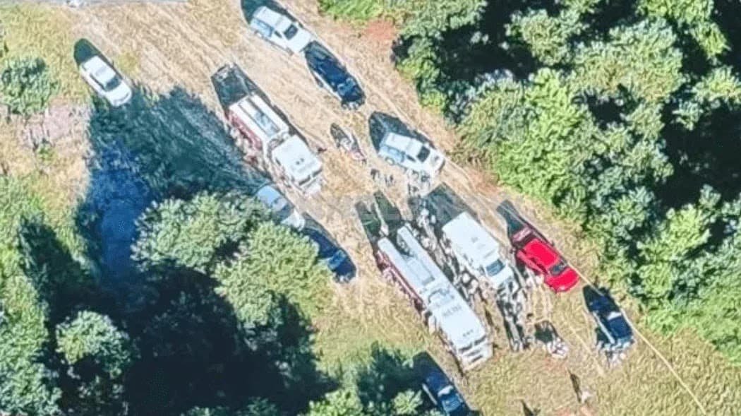 Injuries reported after plane crashes near Cross Keys Airport in Williamstown