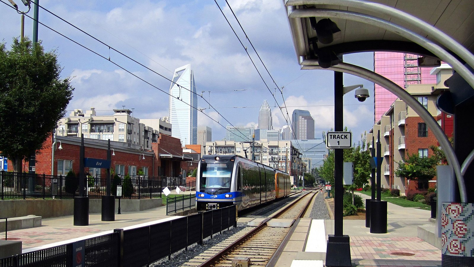 Charlotte Light Rail Station Area: One Dead After Fatal Stabbing, Police Investigate