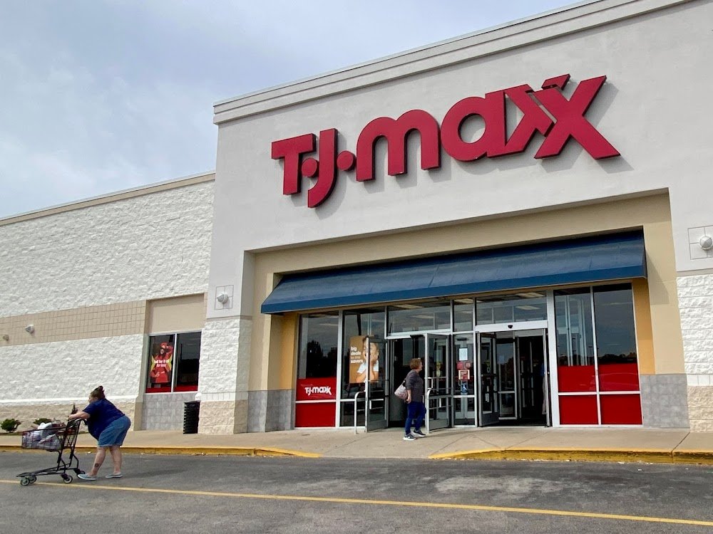 Five Injured in Rocky Mount Shooting; T.J. Maxx Placed on Lockdown